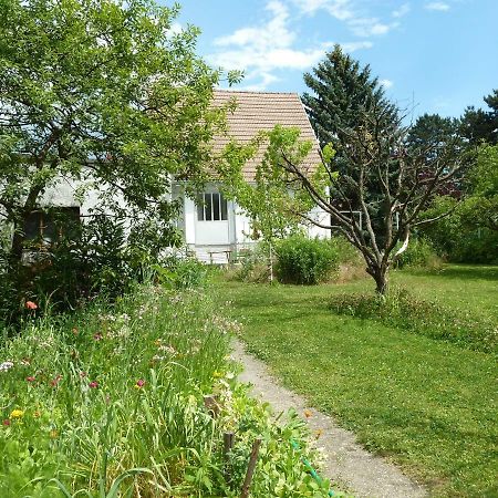 Hotel Ferienhaus Natur Stockerau Exterior foto