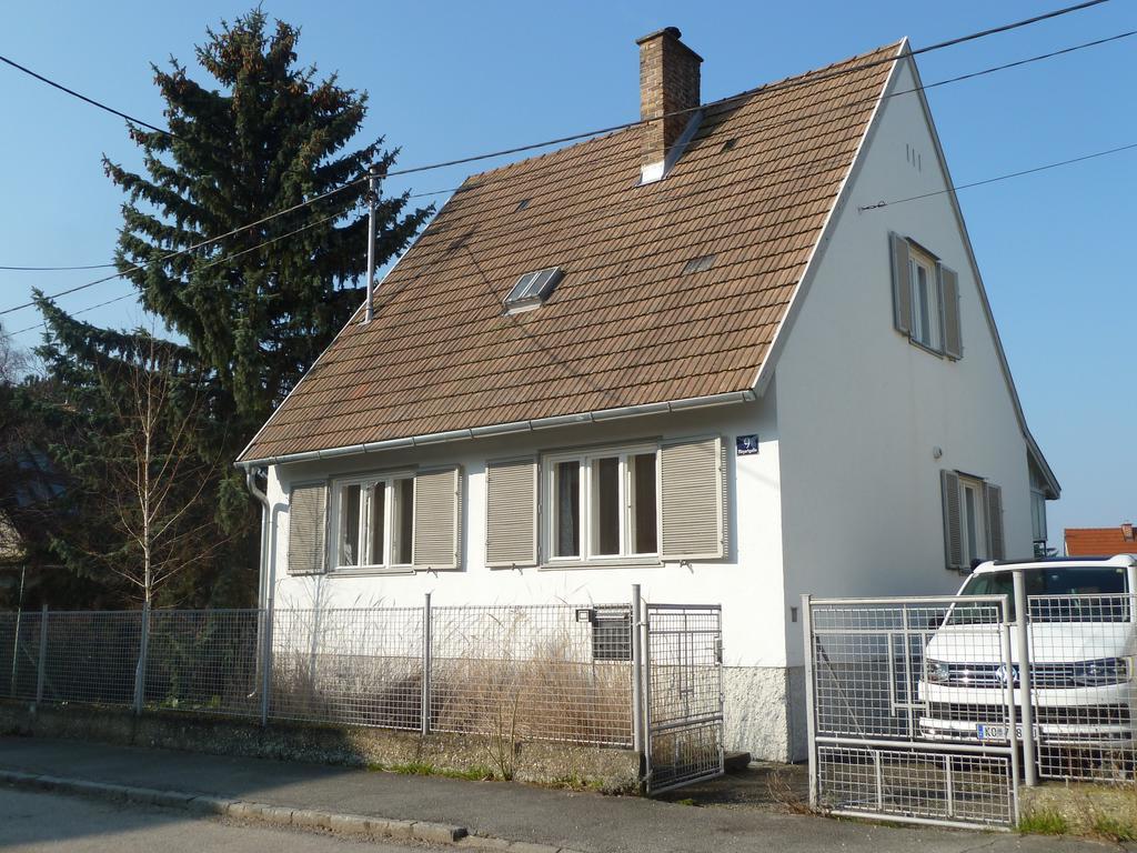 Hotel Ferienhaus Natur Stockerau Exterior foto