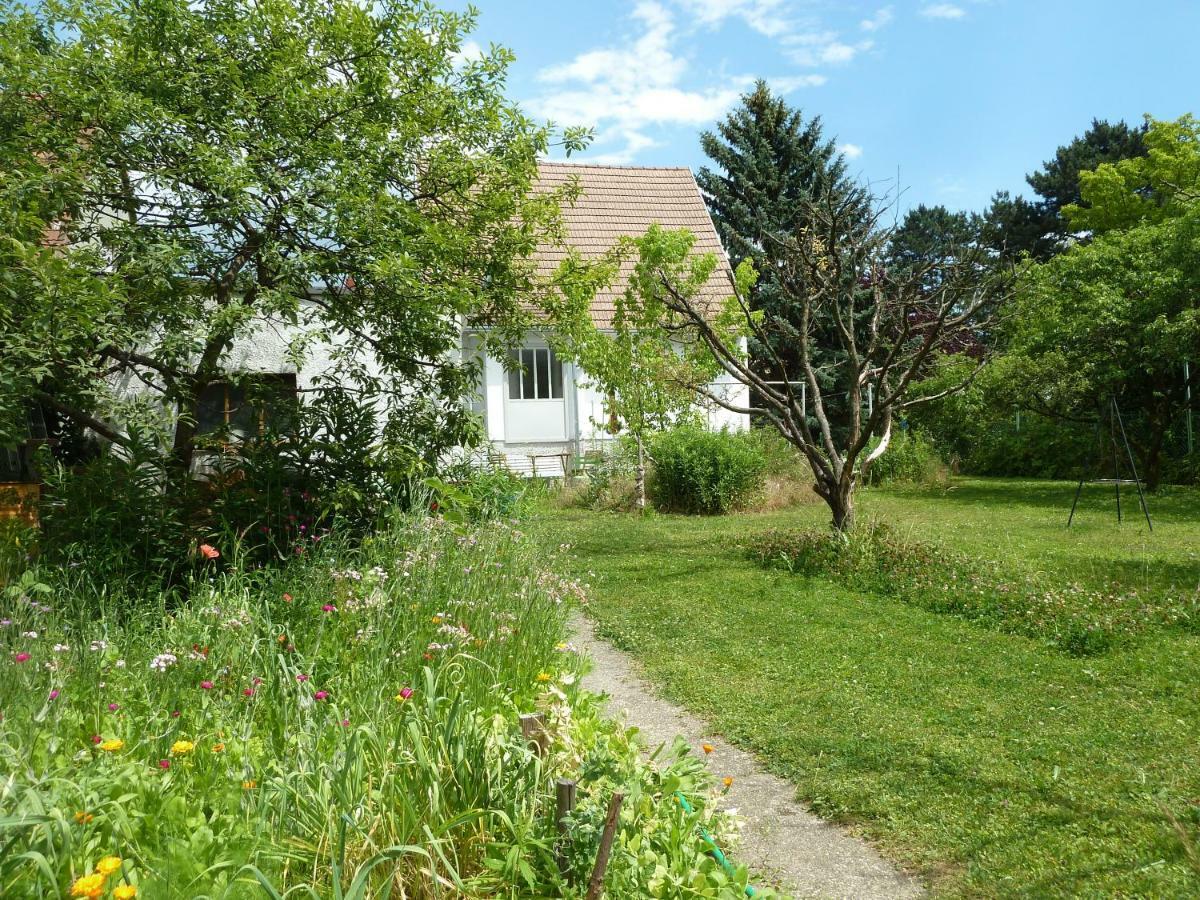 Hotel Ferienhaus Natur Stockerau Exterior foto